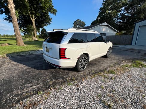Used 2026 Hyundai Palisade Calligraphy FWD image 5