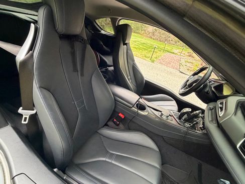 Used 2020 BMW i8 Coupe AWD/4WD image 35