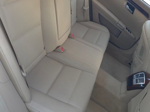 Used 2010 Mercedes-Benz S 550 image 10