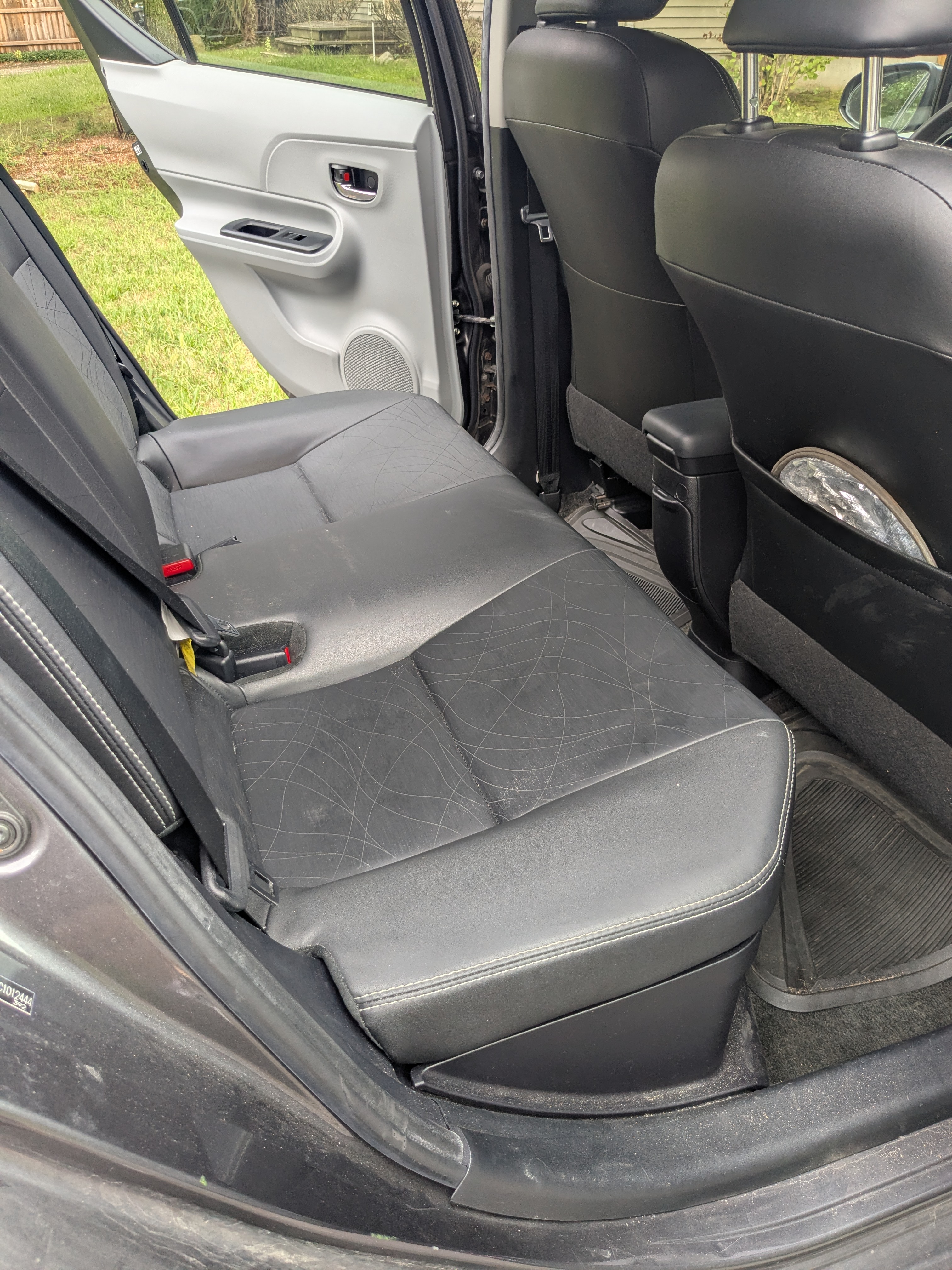 Used 2012 Toyota Prius C Four FWD image 6