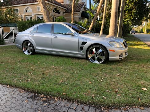 Used 2007 Mercedes-Benz S 550 image 1
