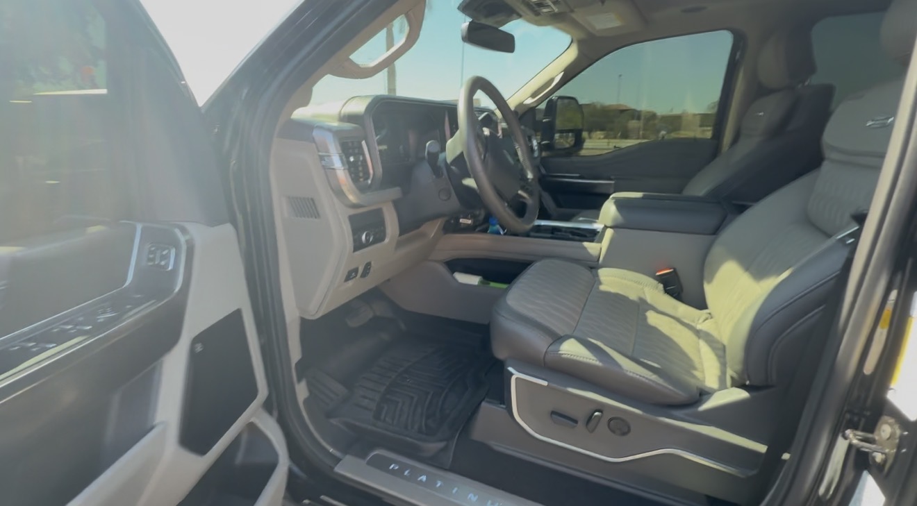Used 2026 Ford F250 Platinum w/ Platinum Plus Package AWD/4WD image 10