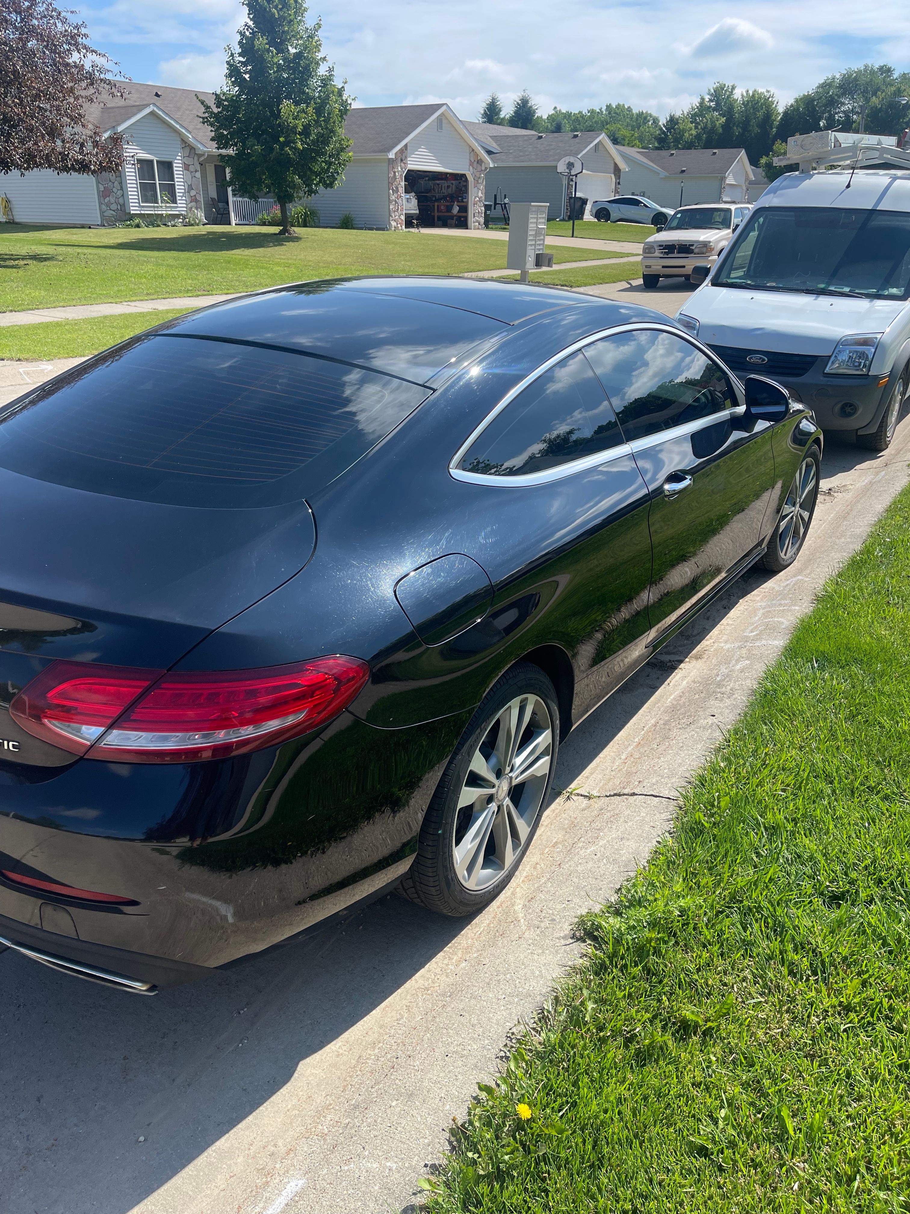 Used 2017 Mercedes-Benz C 300 4MATIC Coupe image 3