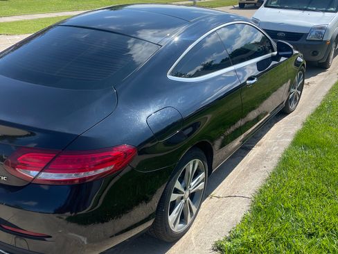 Used 2017 Mercedes-Benz C 300 4MATIC Coupe image 3