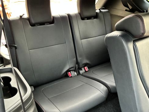 Used 2020 Mitsubishi Outlander LE FWD image 15