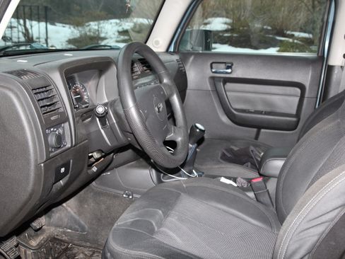 Used 2007 HUMMER H3 image 8