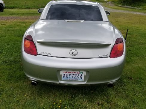 Used 2004 Lexus SC 430 Convertible image 8