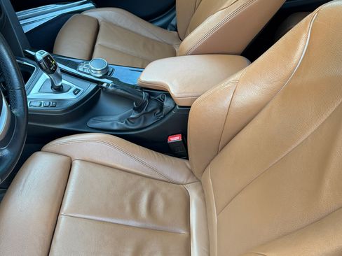 Used 2017 BMW 330e RWD image 18