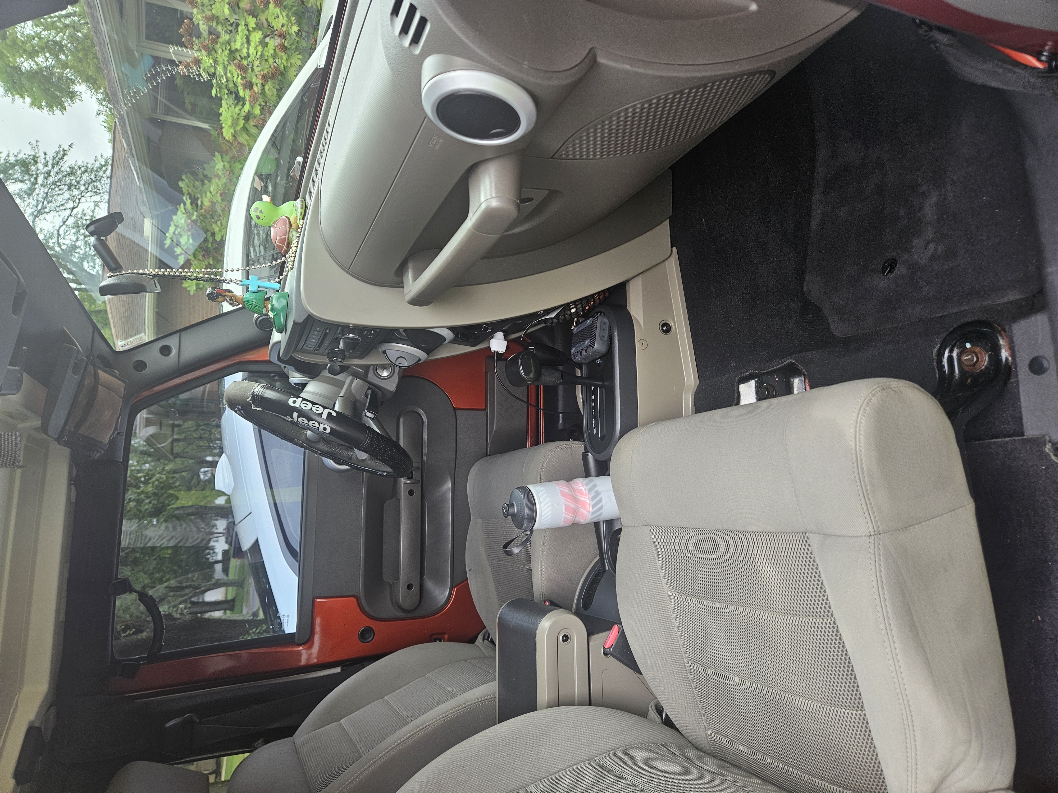 Used 2009 Jeep Wrangler Sahara w/ Trailer Tow Group AWD/4WD image 12