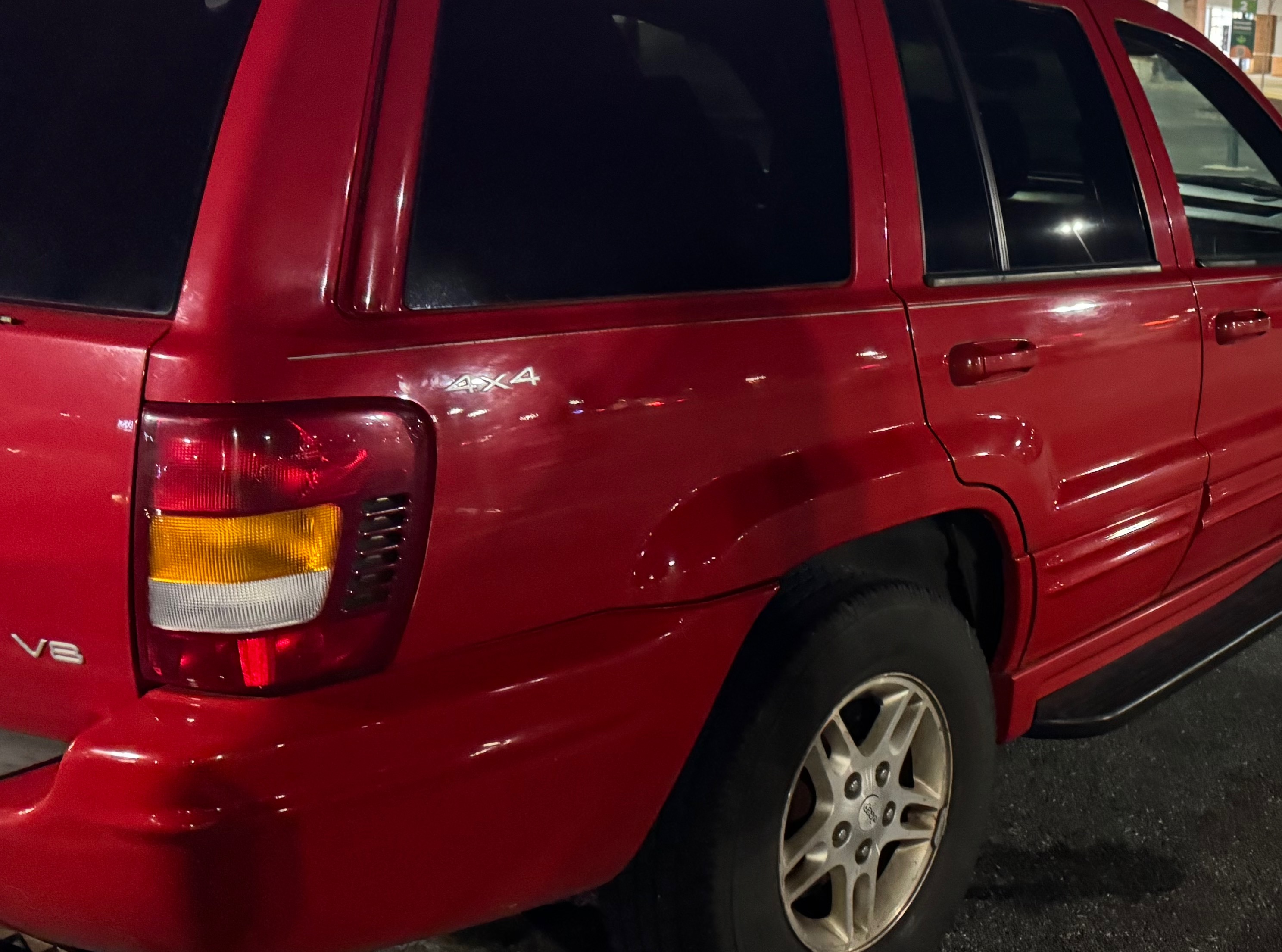 Used 1999 Jeep Grand Cherokee Limited AWD/4WD image 1