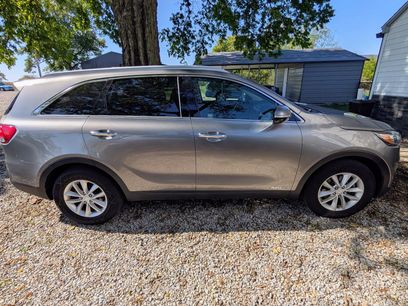 Used 2016 Kia Sorento LX
