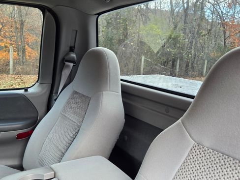 Used 2003 Ford F150 XLT image 19