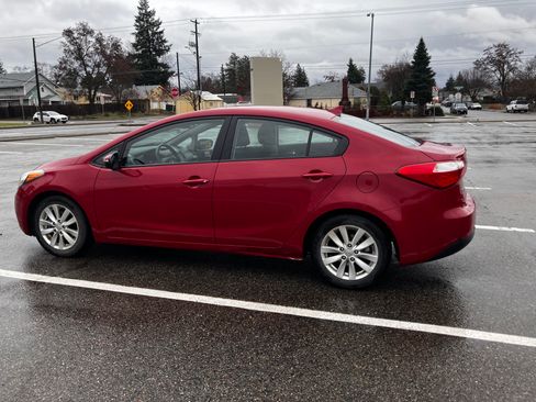 Used 2016 Kia Forte LX w/ LX Popular Plus Package image 10