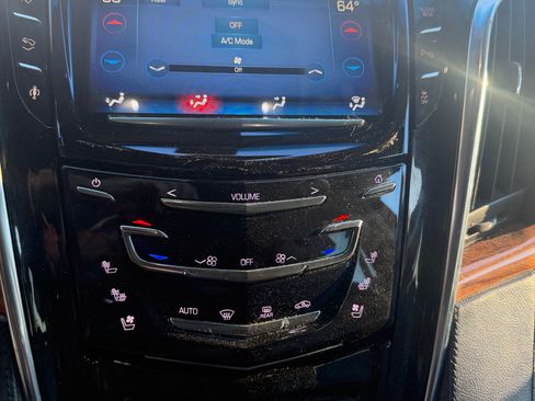 Used 2015 Cadillac Escalade ESV 4WD image 13