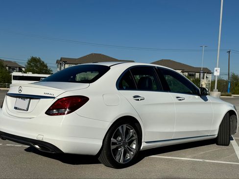 Used 2018 Mercedes-Benz C 300 Sedan image 6