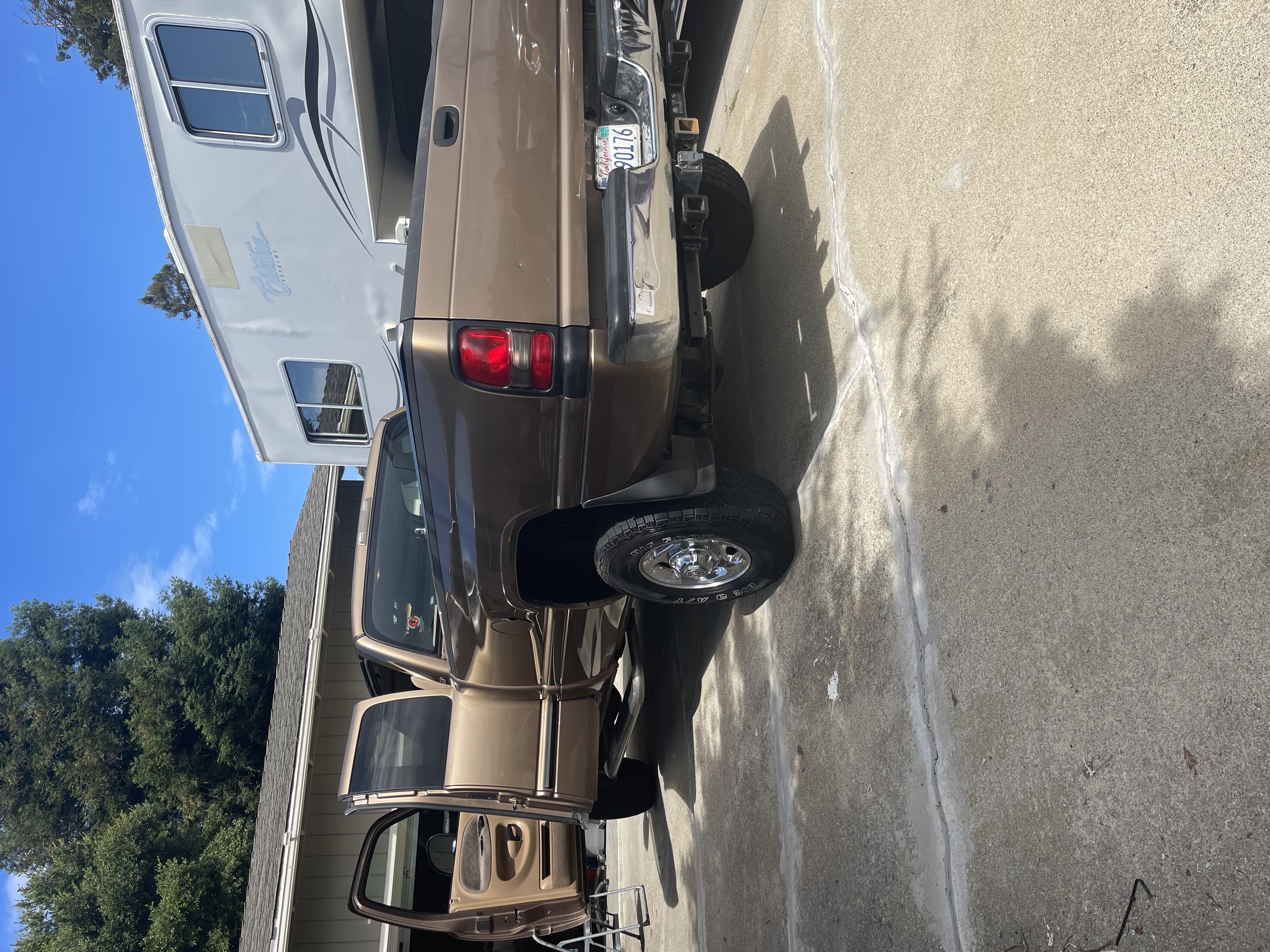 Used 2001 Dodge Ram 2500 Truck 4x4 Quad Cab image 2