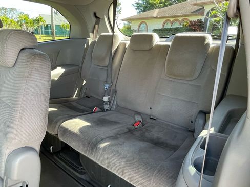 Used 2012 Honda Odyssey EX image 8