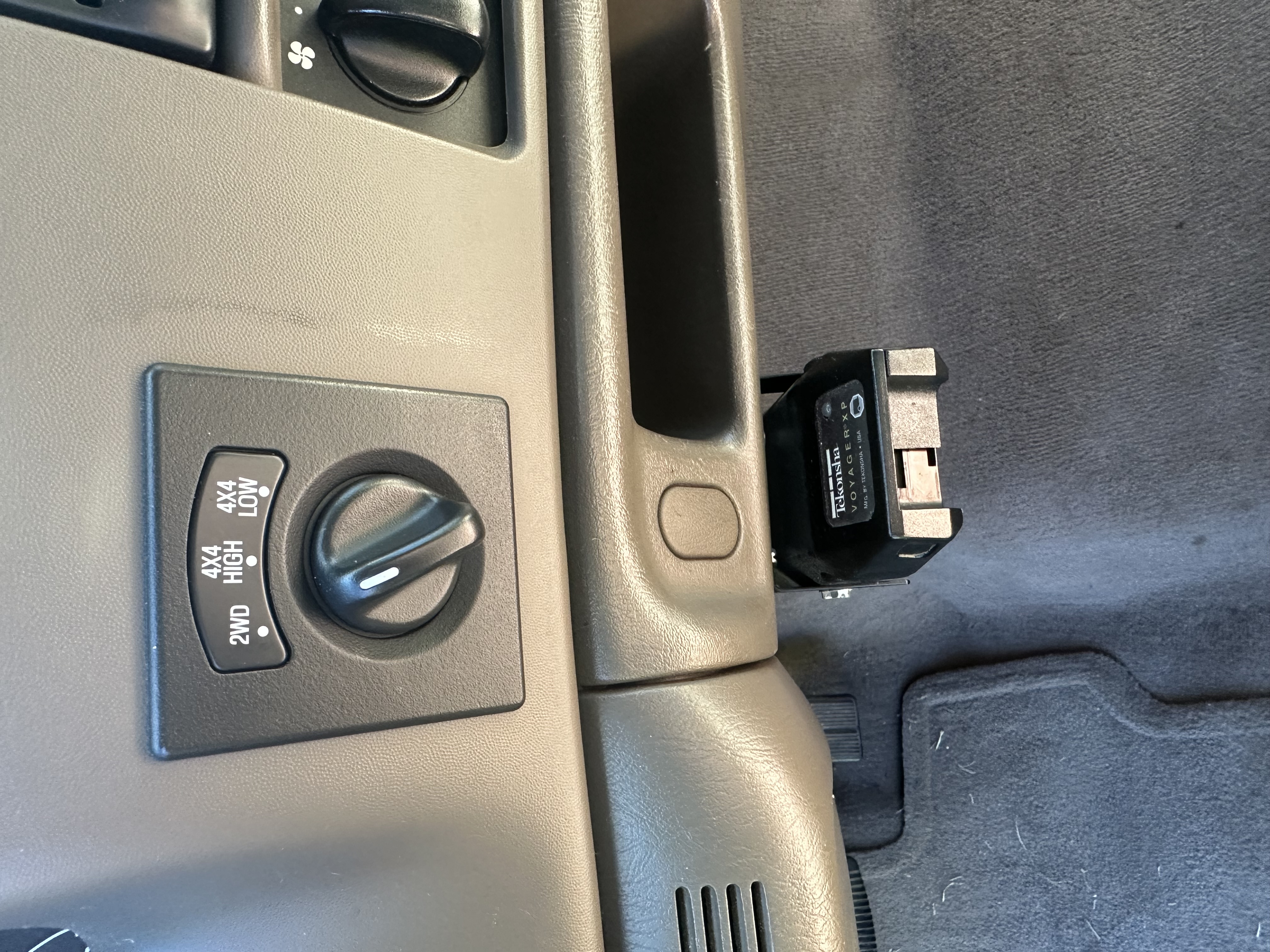 Used 2003 Ford F250 Lariat AWD/4WD image 12