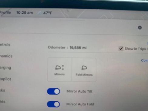 Used 2023 Tesla Model 3 Standard Range image 8