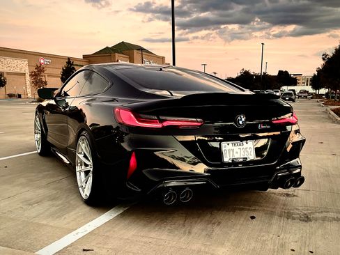 Used 2020 BMW M8 Coupe w/ M Carbon Exterior Package AWD/4WD image 5