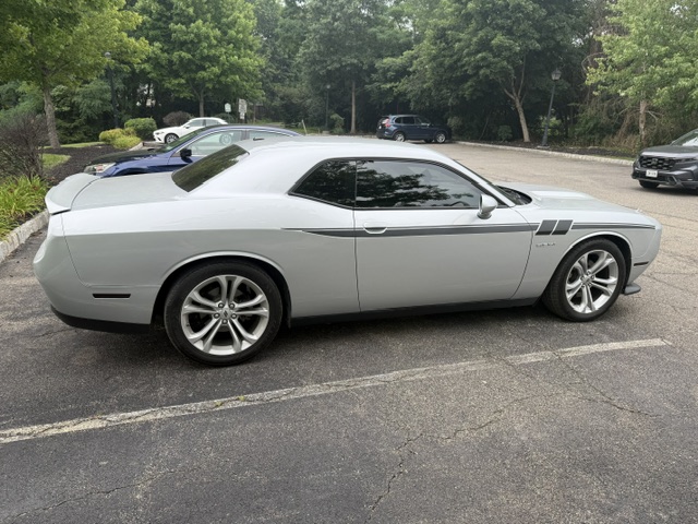 Used 2022 Dodge Challenger R/T RWD image 12