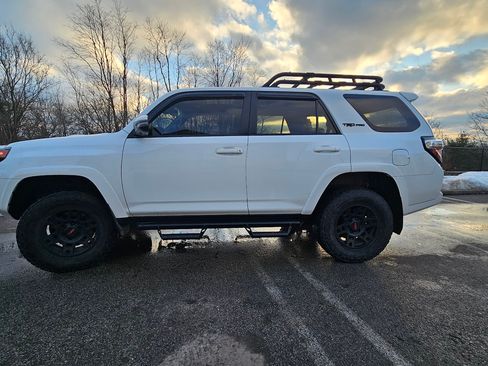 Used 2024 Toyota 4Runner TRD Pro image 1