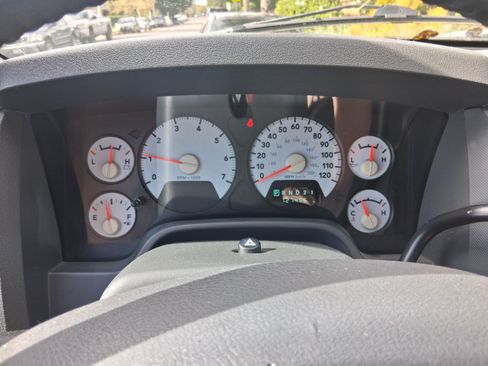 Used 2007 Dodge Ram 1500 Truck SLT w/ Quad Cab Big Horn Value Group image 16