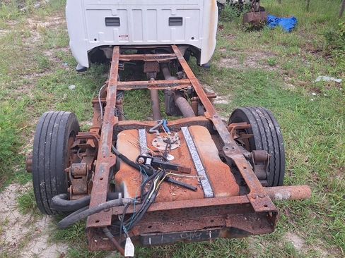 Used 2000 Ford F550 2WD Regular Cab Super Duty image 9