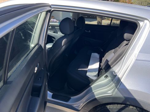 Used 2016 Kia Sportage LX image 6