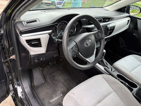 Used 2016 Toyota Corolla LE image 14