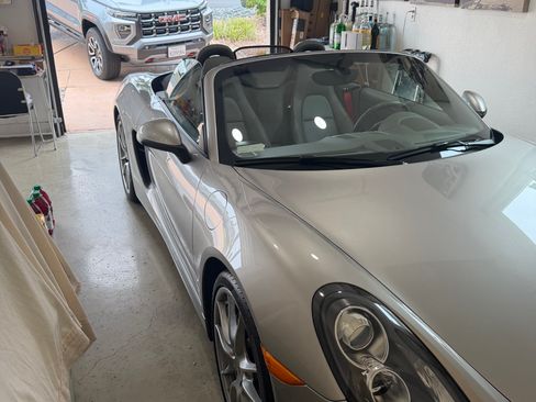 Used 2013 Porsche Boxster RWD image 11