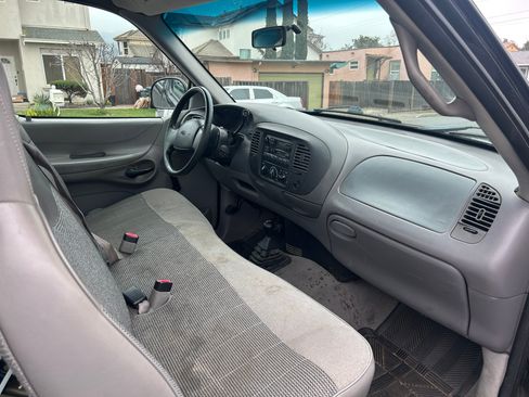 Used 1998 Ford F150 4x4 Regular Cab image 8