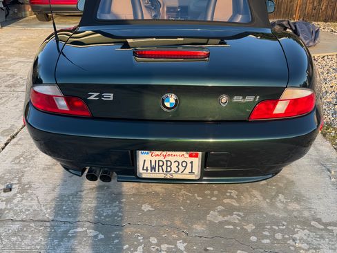 Used 2002 BMW Z3 2.5i image 5