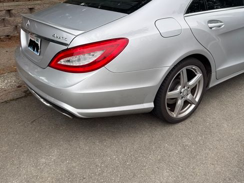 Used 2012 Mercedes-Benz CLS 550 4MATIC image 4