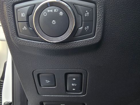 Used 2019 Ford F350 Platinum w/ Platinum Ultimate Package image 15