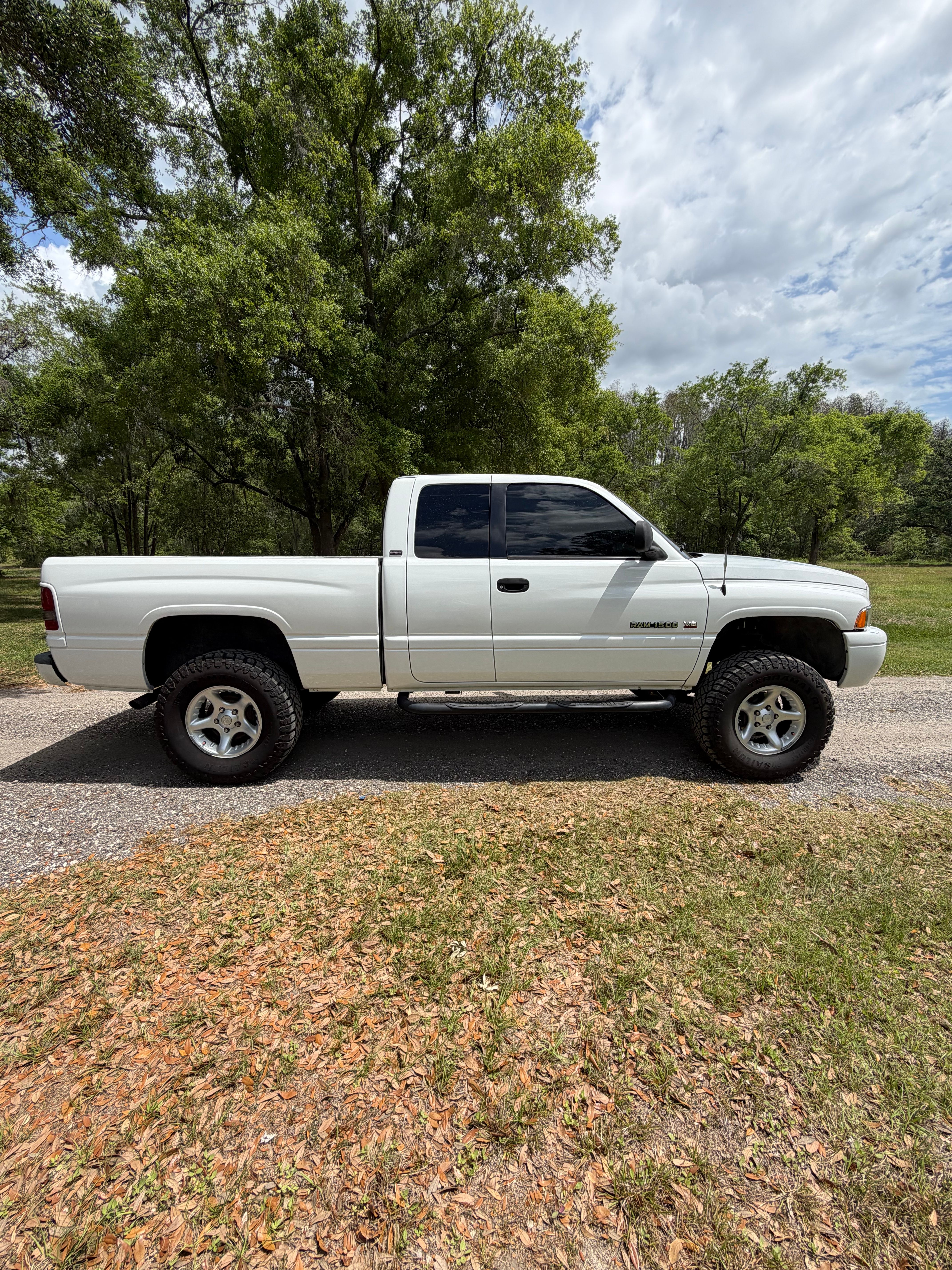 Used 2001 Dodge Ram 1500 Truck 4x4 Quad Cab image 1