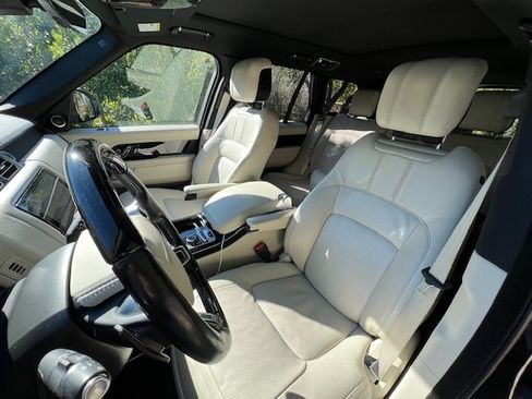Used 2021 Land Rover Range Rover Westminster Edition image 12
