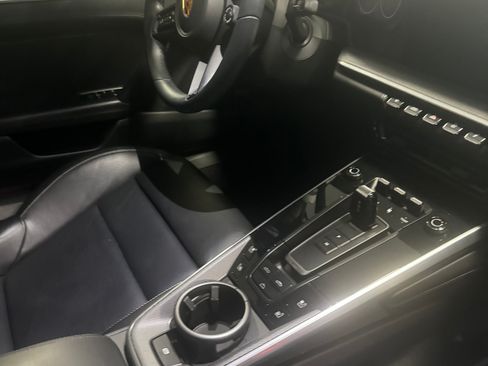Used 2020 Porsche 911 Carrera 4S image 11