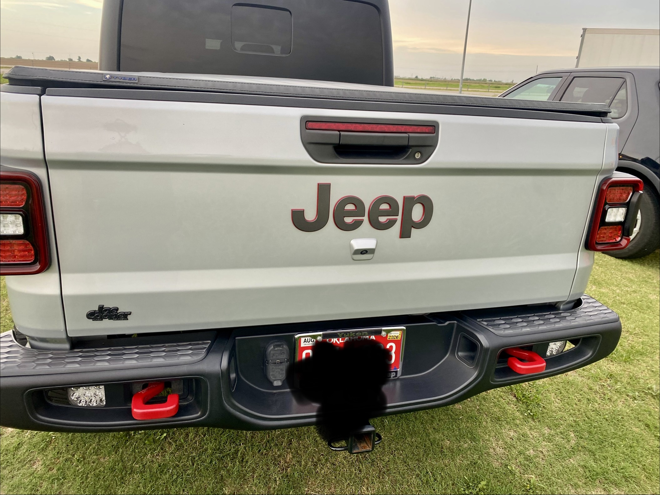 Used 2022 Jeep Gladiator Rubicon w/ LED Lighting Group AWD/4WD image 4