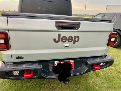 Used 2022 Jeep Gladiator Rubicon w/ LED Lighting Group AWD/4WD image 4
