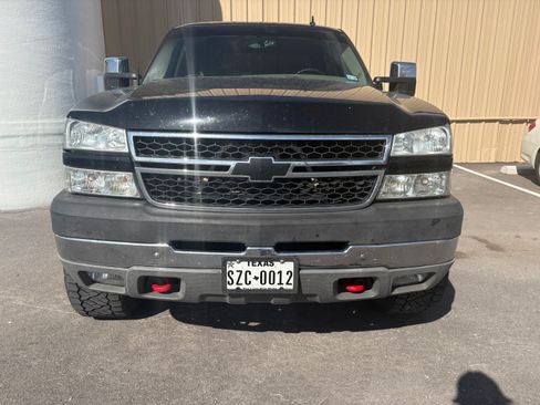Used 2007 Chevrolet Silverado 2500 LT w/ Skid Plate Package image 5