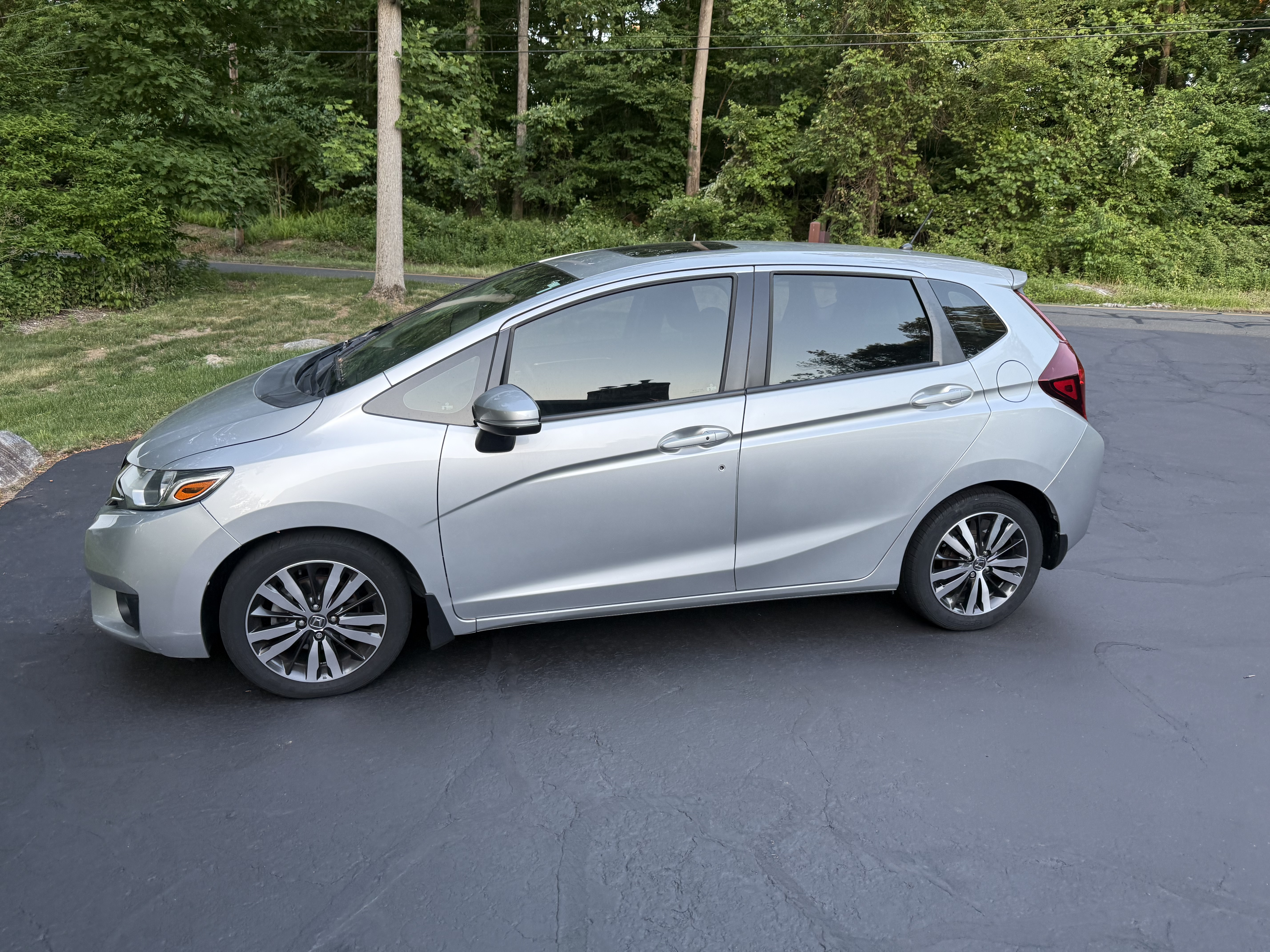 Used 2015 Honda Fit EX image 1