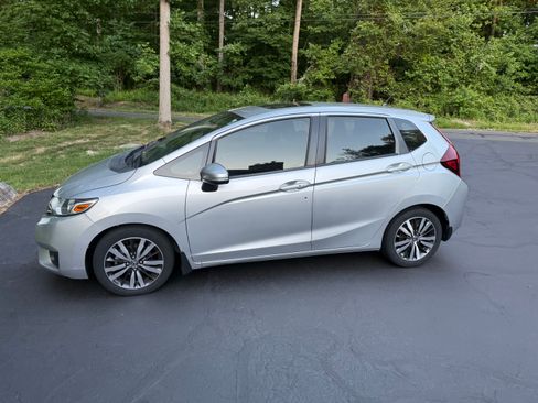 Used 2015 Honda Fit EX image 1