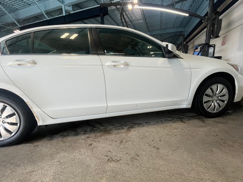 Used 2012 Honda Accord LX image 5