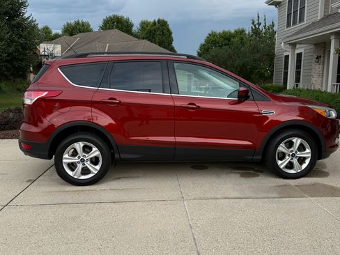 Used 2015 Ford Escape SE w/ Equipment Group 201A AWD/4WD image 4