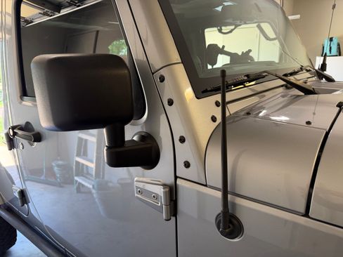 Used 2014 Jeep Wrangler Unlimited Sahara w/ Max Tow Package AWD/4WD image 18