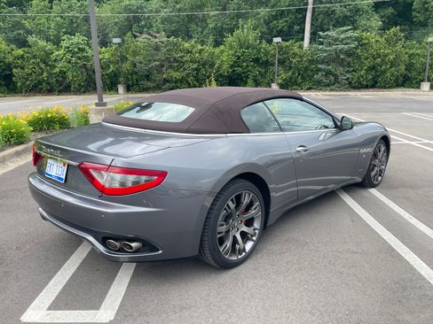 Used 2015 Maserati GranTurismo Convertible RWD image 8