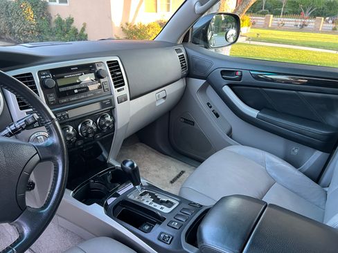 Used 2006 Toyota 4Runner Limited image 16