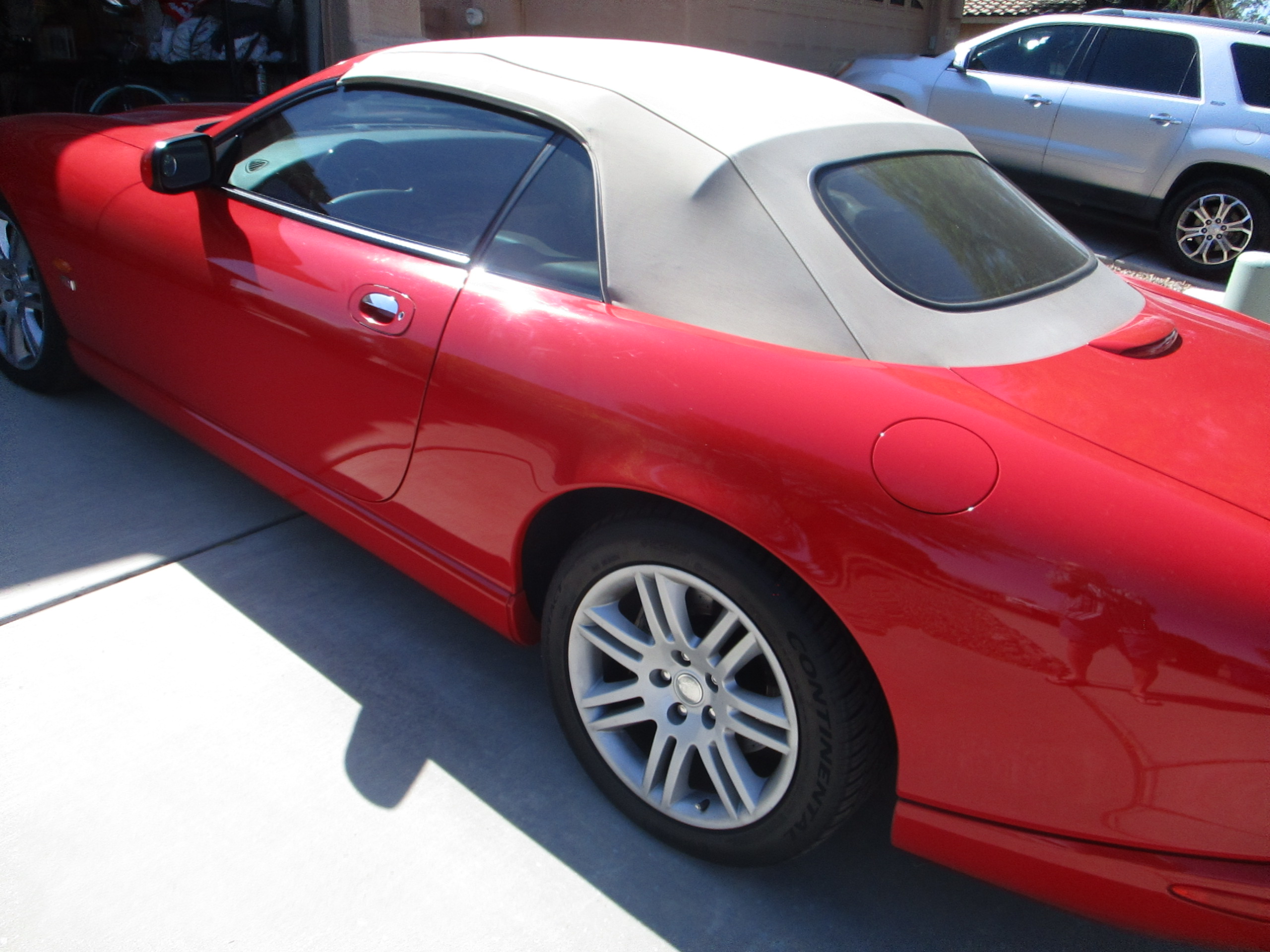 Used 2005 Jaguar XK8 Convertible RWD image 9