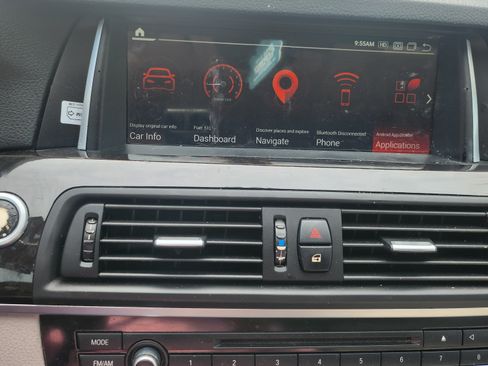 Used 2011 BMW 528i Sedan image 6